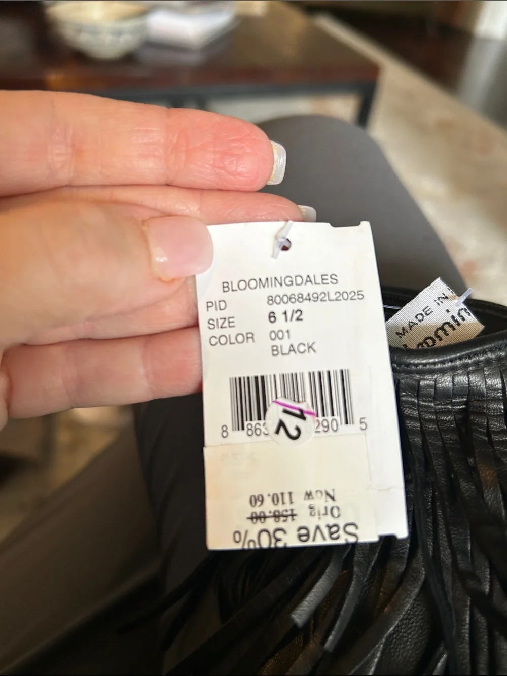 Bloomingdale's Size 6.5 Black Leather Women's Gloves Cashmere lined. NWT